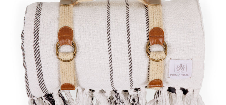 Montecito Picnic Blanket with Harness