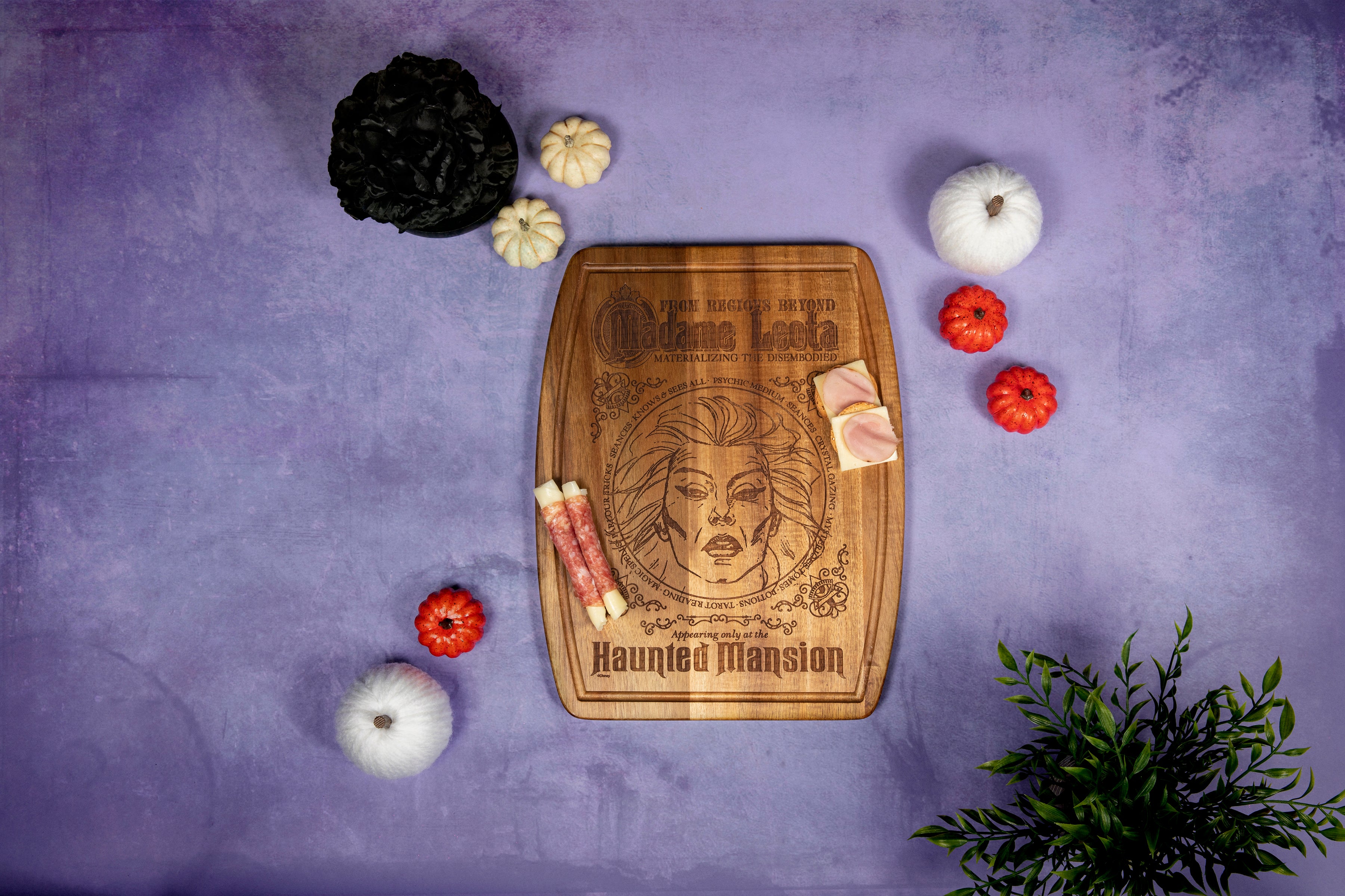 Haunted Mansion - Ovale Acacia Cutting Board-Picnic Time Family of Brands