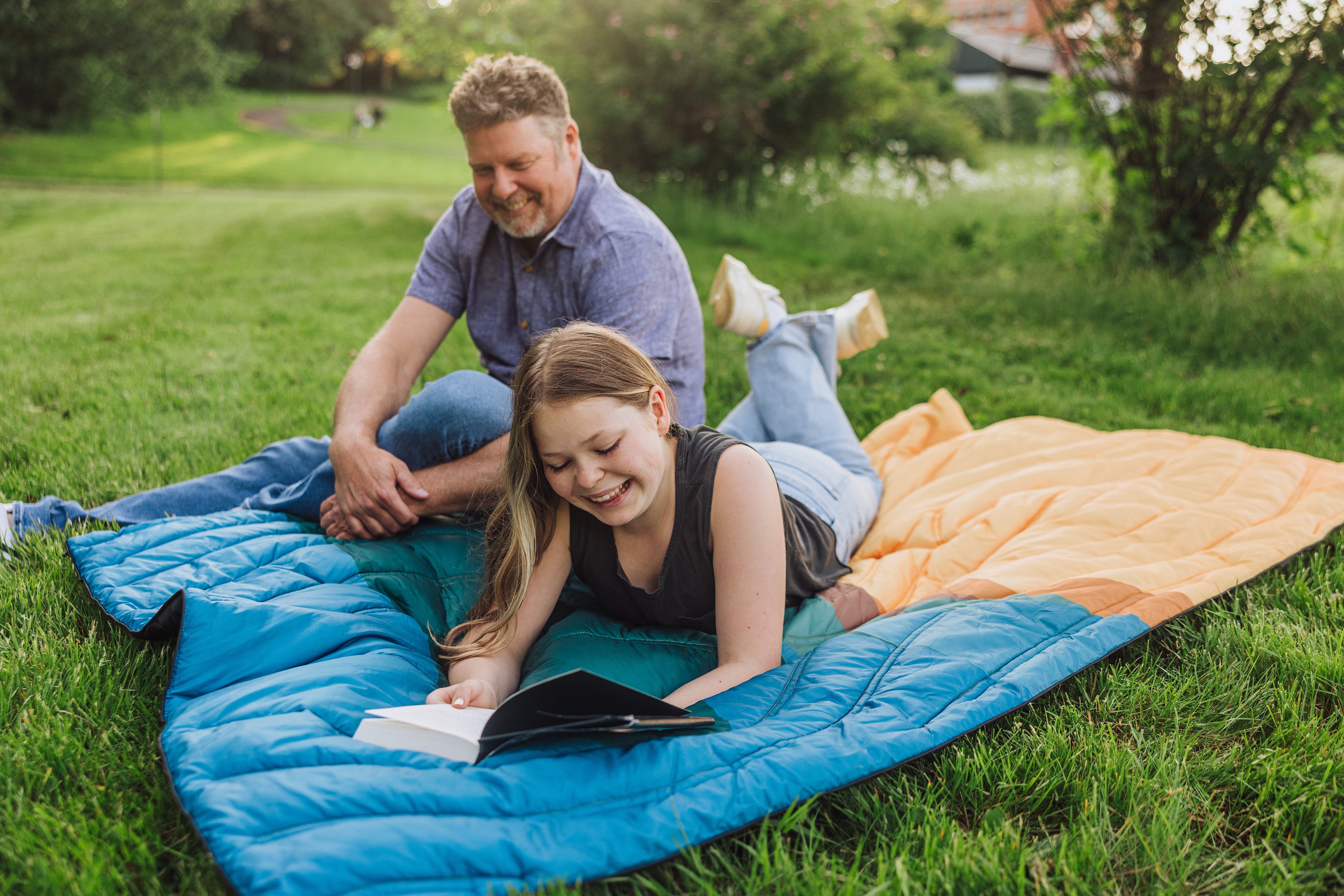 Aura Outdoor Puffer Blanket