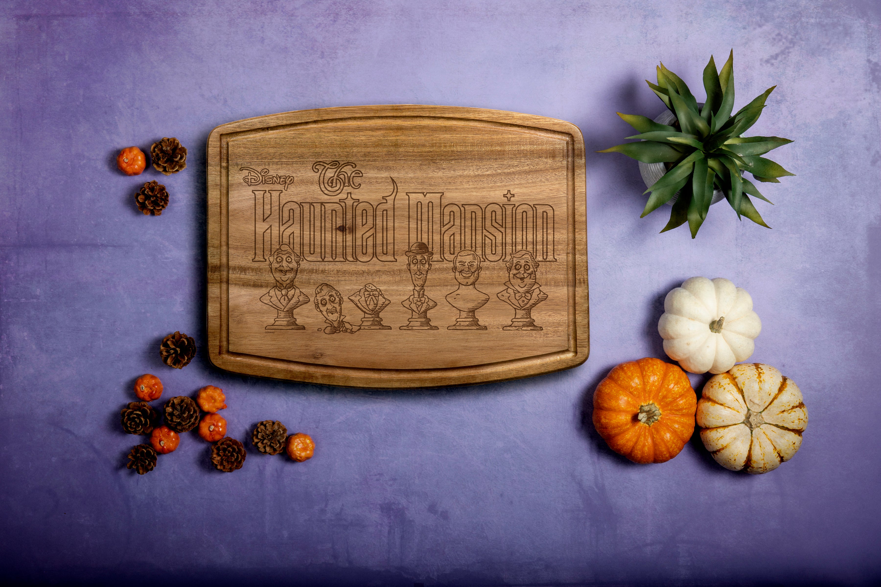 Haunted Mansion - Ovale Acacia Cutting Board-Picnic Time Family of Brands
