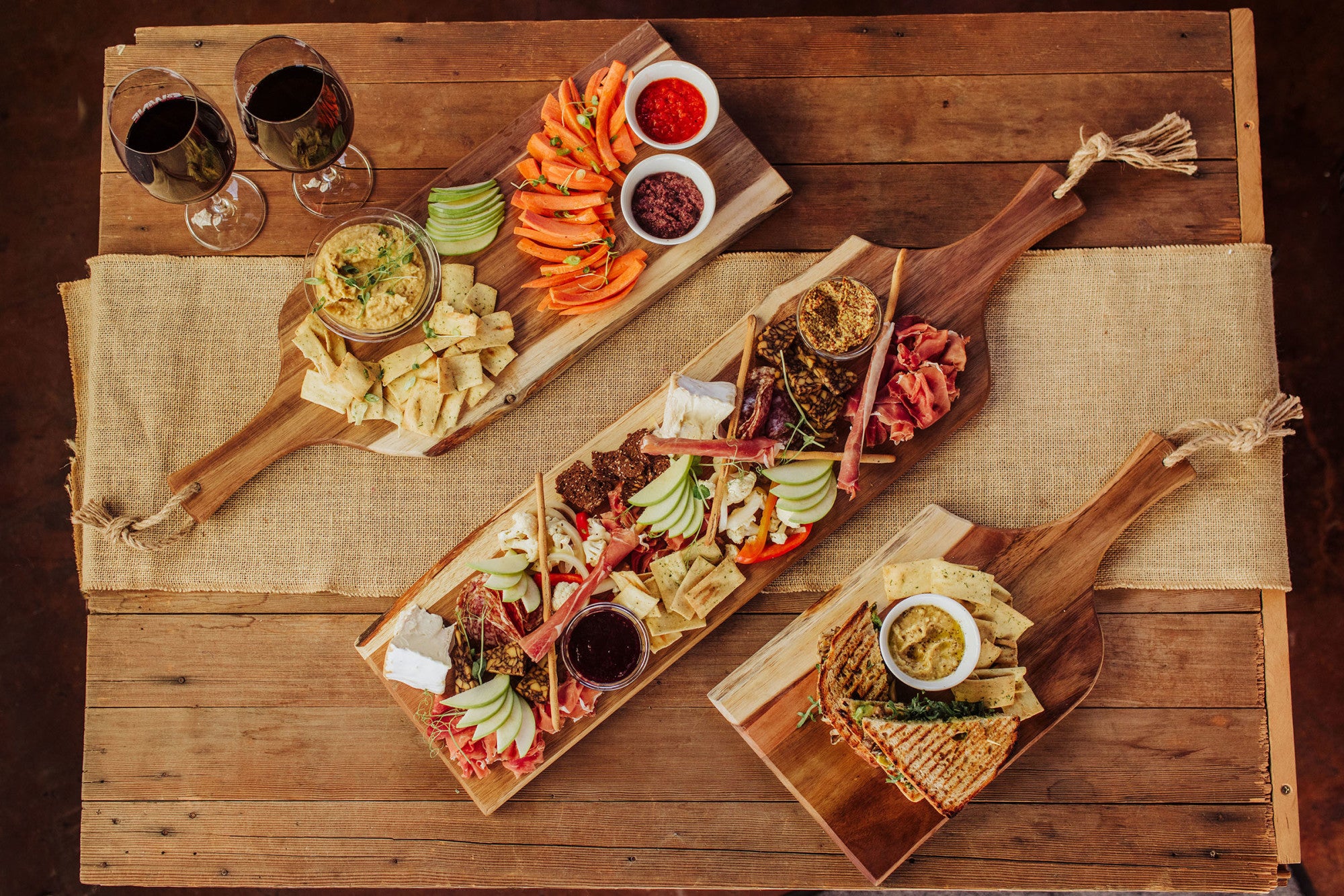 FARELL HOE® – Plateau a Froage & Charcuterie en Bois d’Acacia FARELL HOE® – Plateau a Froage & Charcuterie en Bois d’Acacia