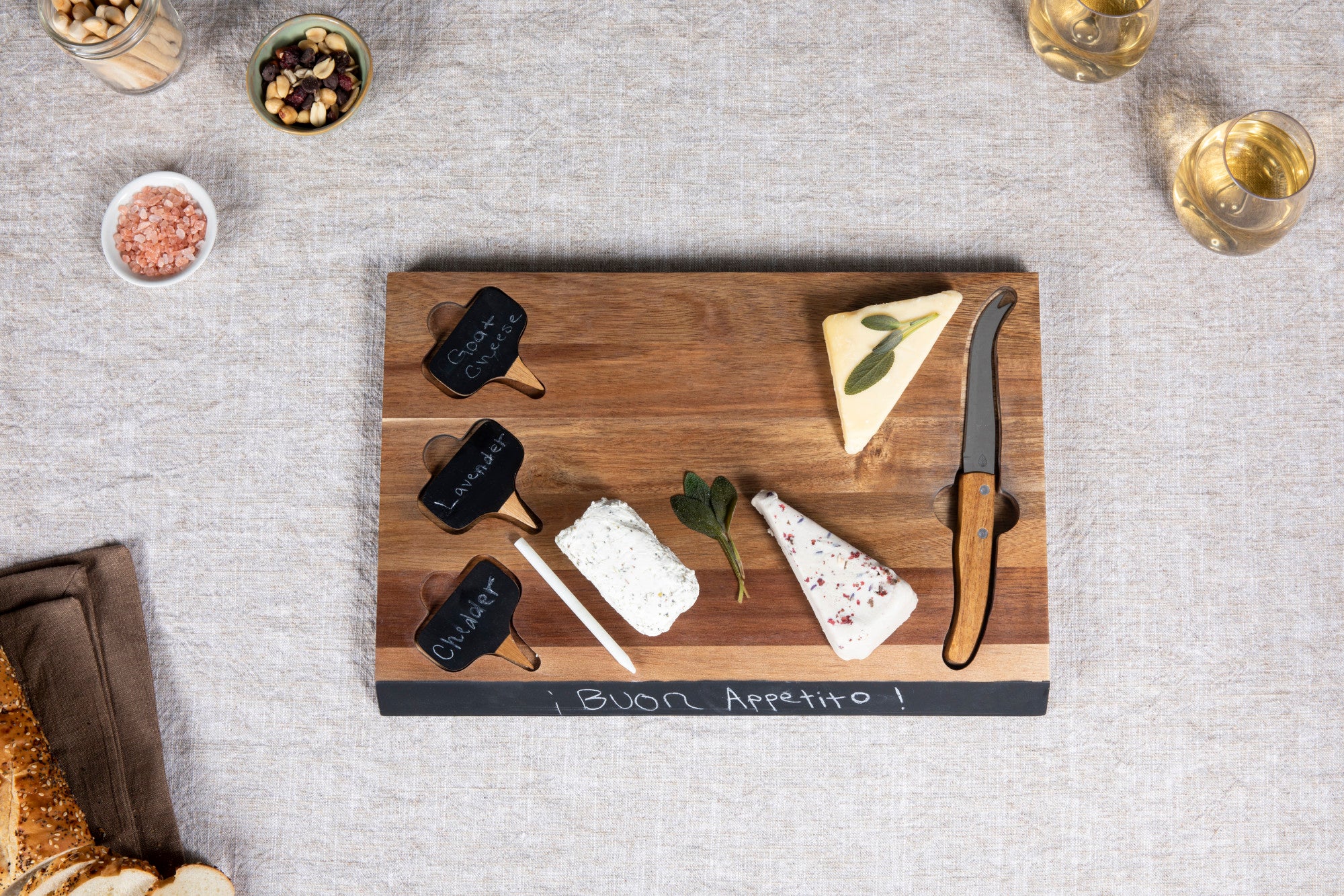 New Orleans Saints - Delio Acacia Cheese Cutting Board & Tools Set
