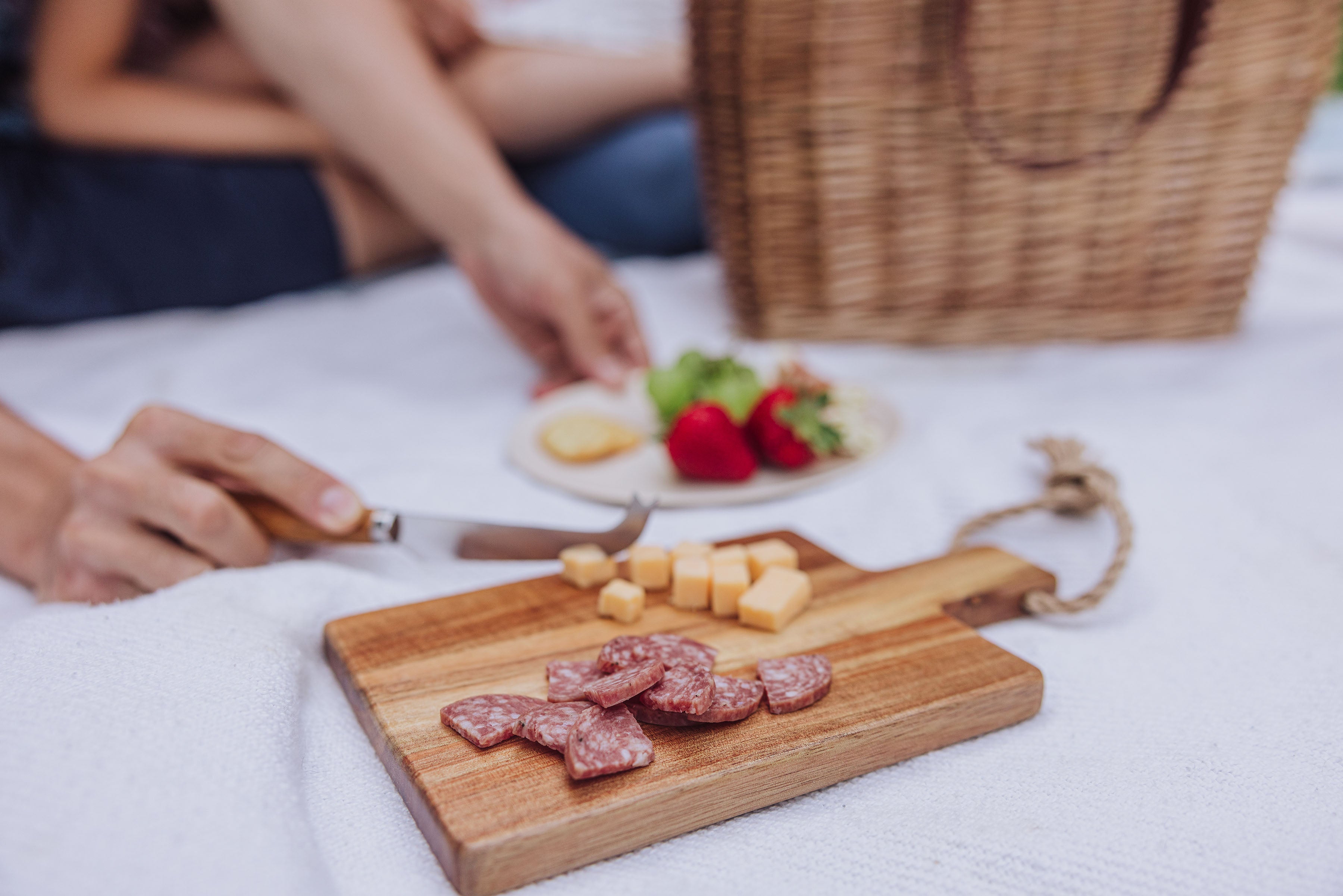 Terrabella Earth Friendly Handwoven Picnic Basket Set for 2