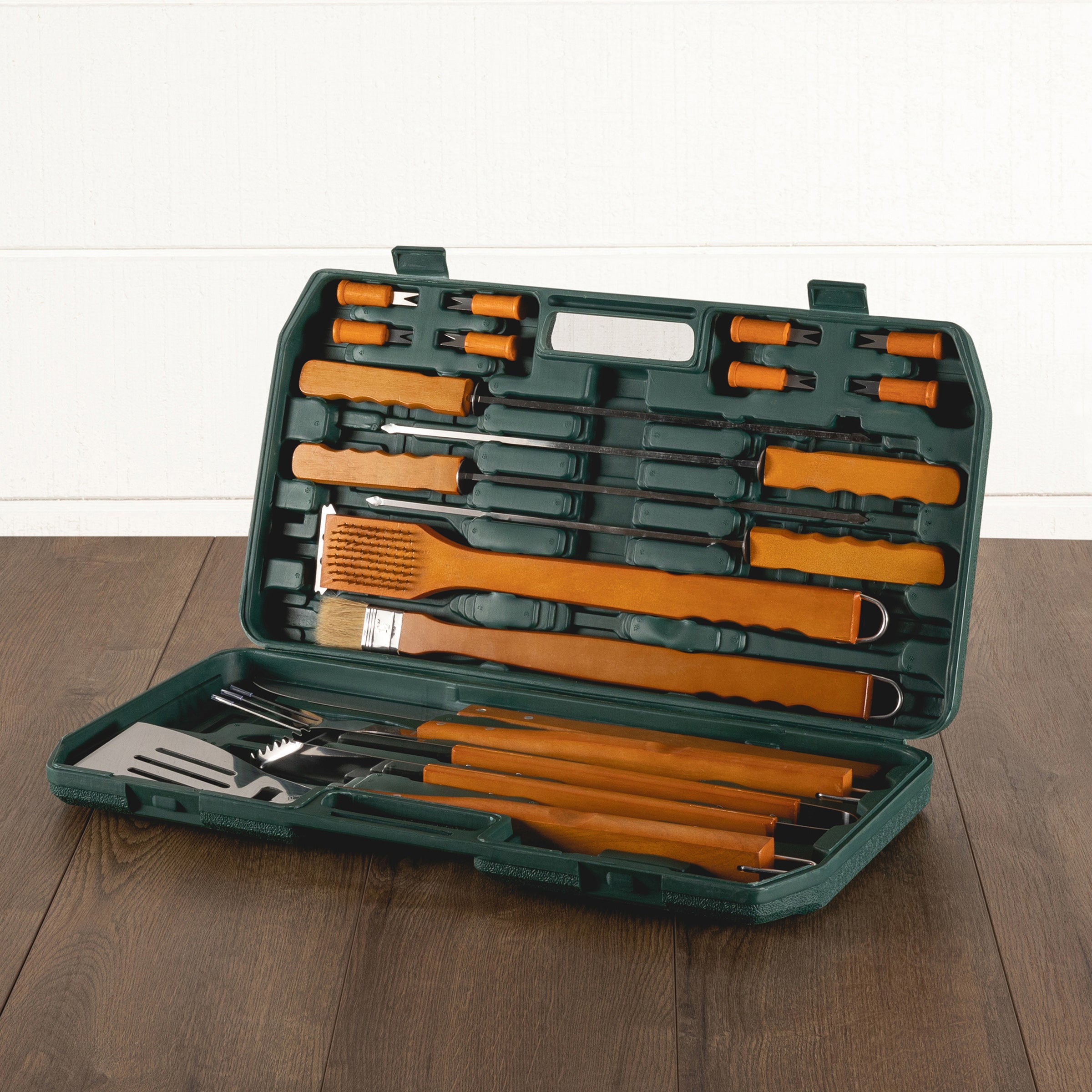 18-Piece BBQ Grill Set – PICNIC TIME FAMILY OF BRANDS