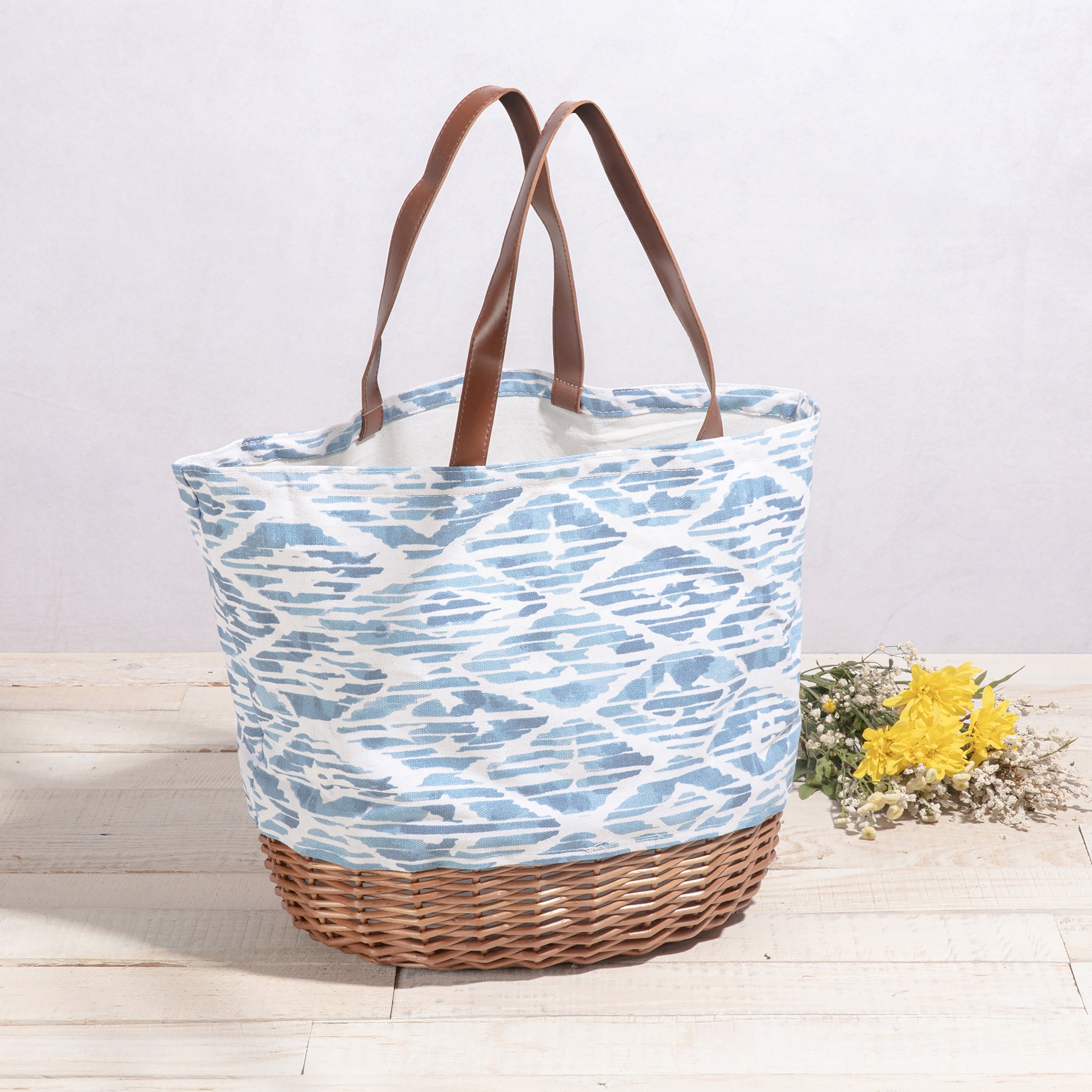 Promenade Picnic Basket-Picnic Time Family of Brands