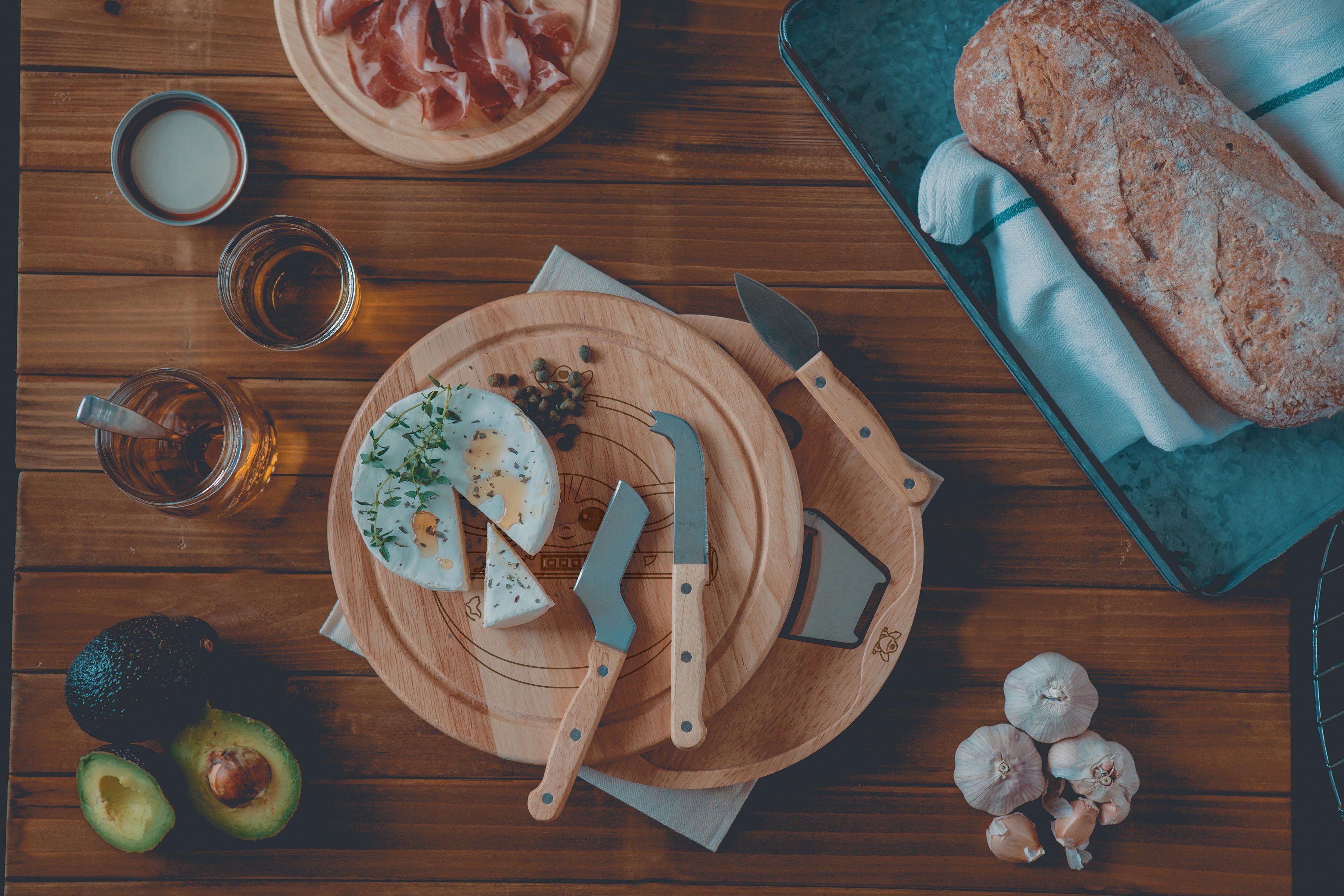 Mandalorian Grogu - Circo Cheese Cutting Board & Tools Set