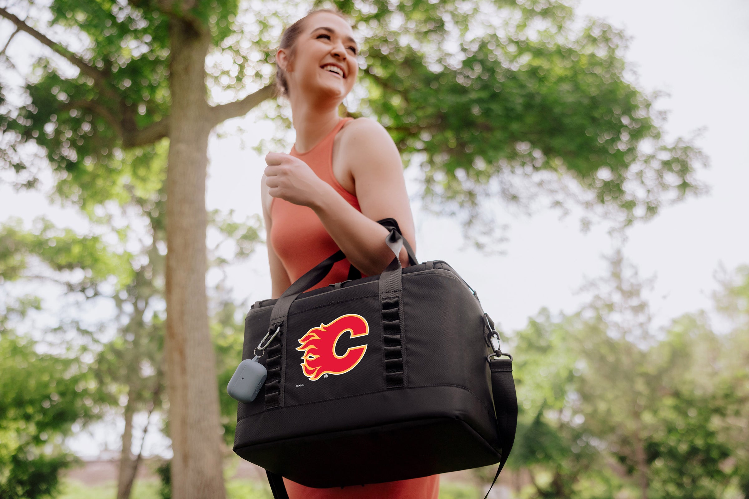 Calgary Flames - Tarana Superthick Recycled Cooler - 24 can-Picnic Time Family of Brands
