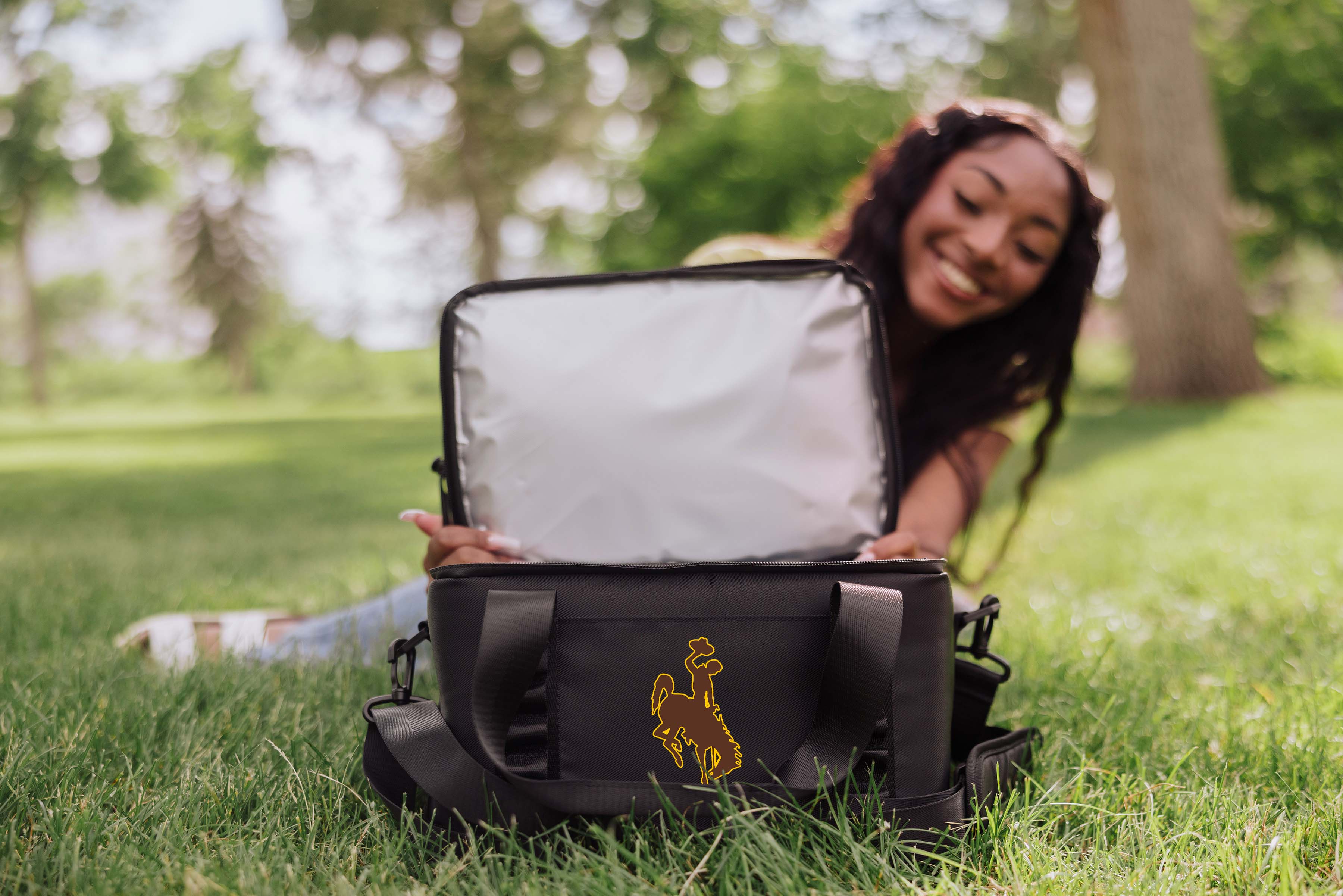 Wyoming Cowboys - Tarana Superthick Recycled Cooler - 12 can