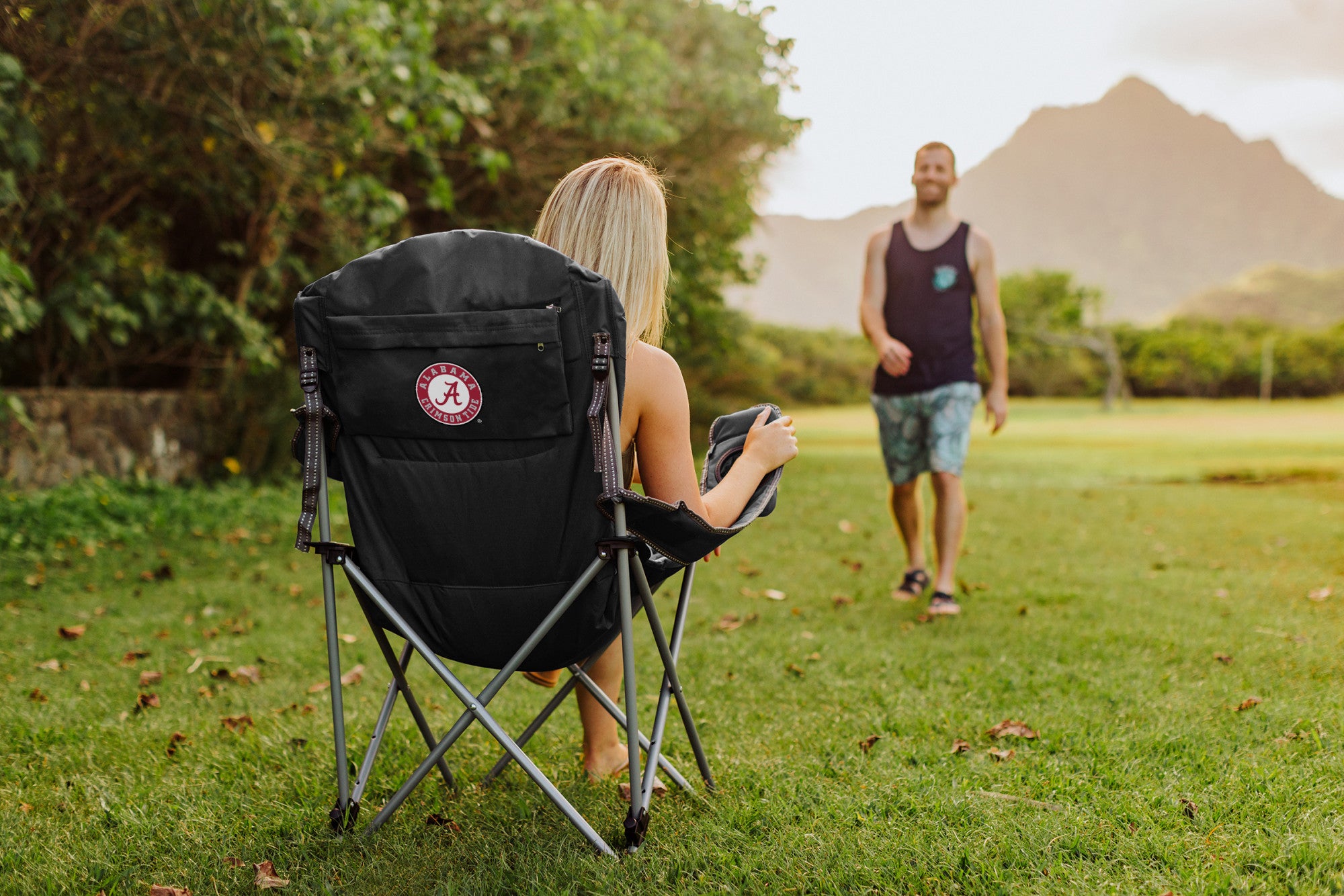 Alabama Crimson Tide Black Reclining Camp Chair Alabama Crimson Tide Black Reclining Camp Chair