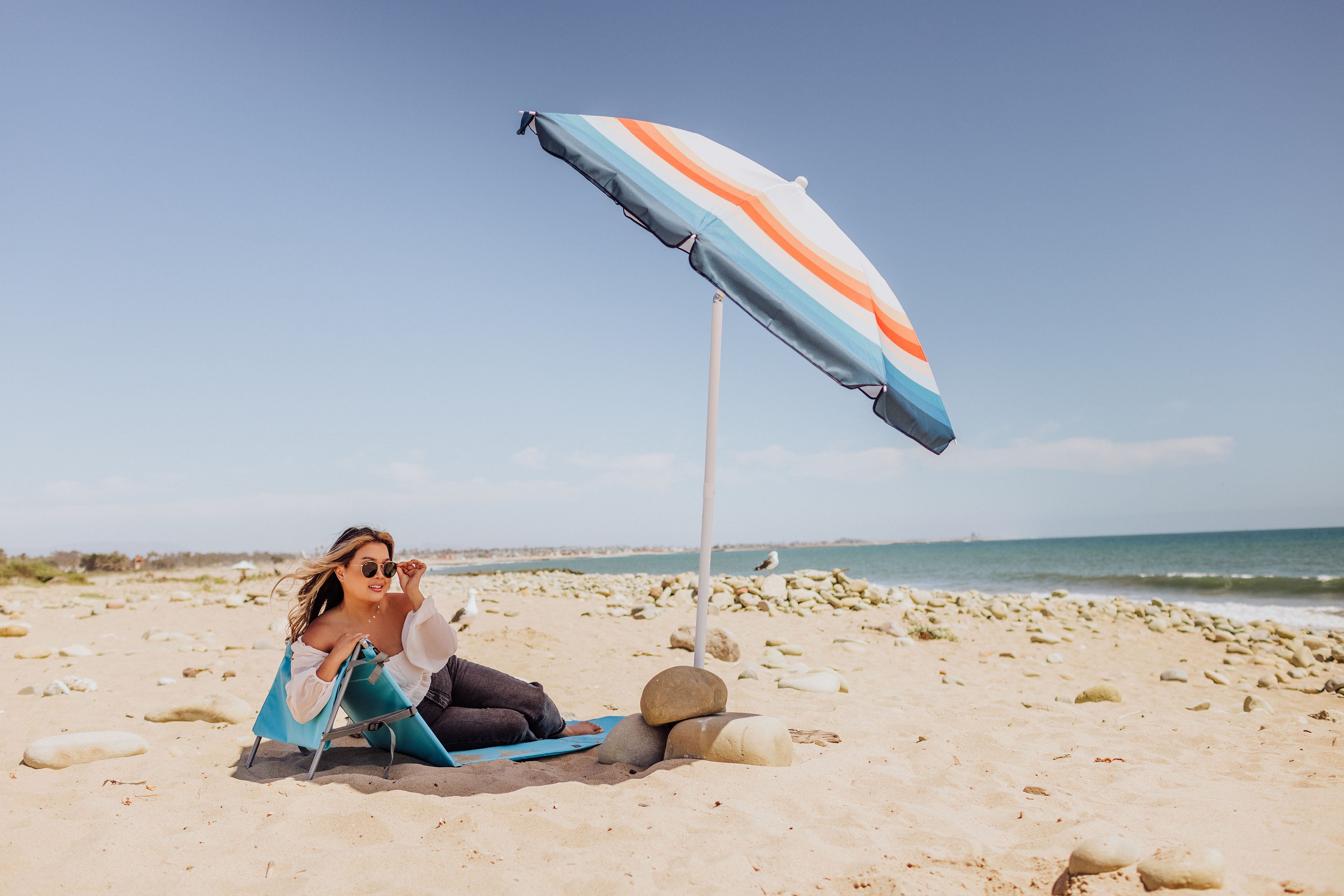 beachcomber patio umbrella 10' Octagonal Cantilever and the shoulder strap makes this beach lounge chair easy to carry anywhere Catch us poolside in Waikk.