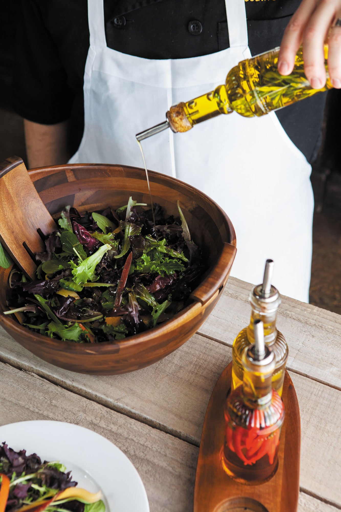 Picnic Time Mescolare Salad Bowl Serving Set