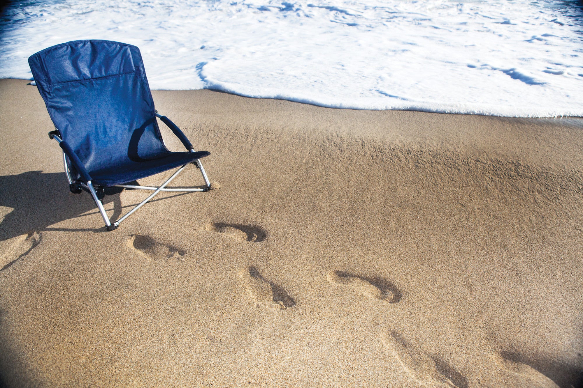 Los Angeles Dodgers - Tranquility Beach Chair with Carry Bag