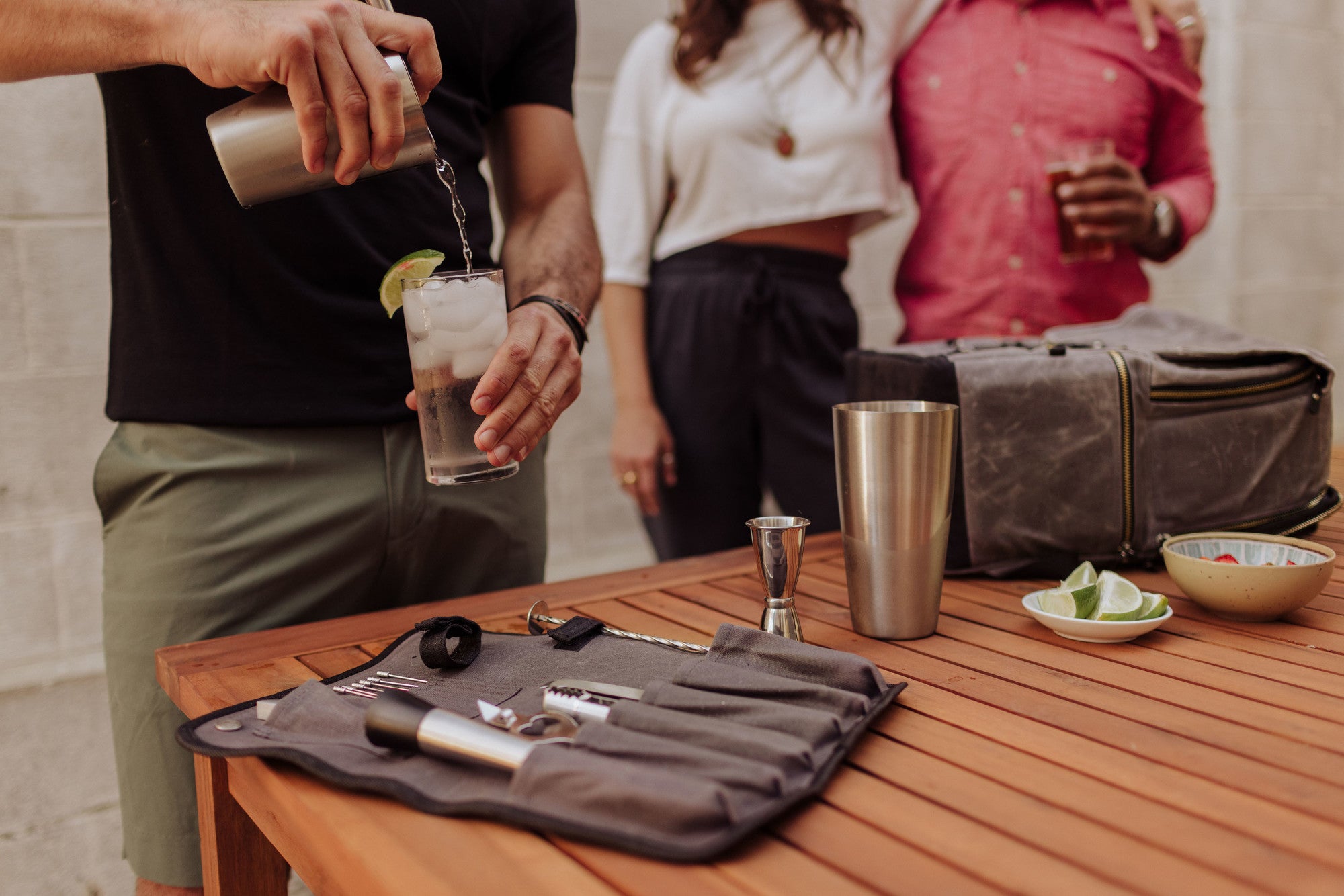 USC Trojans - Bar-Backpack Portable Cocktail Set