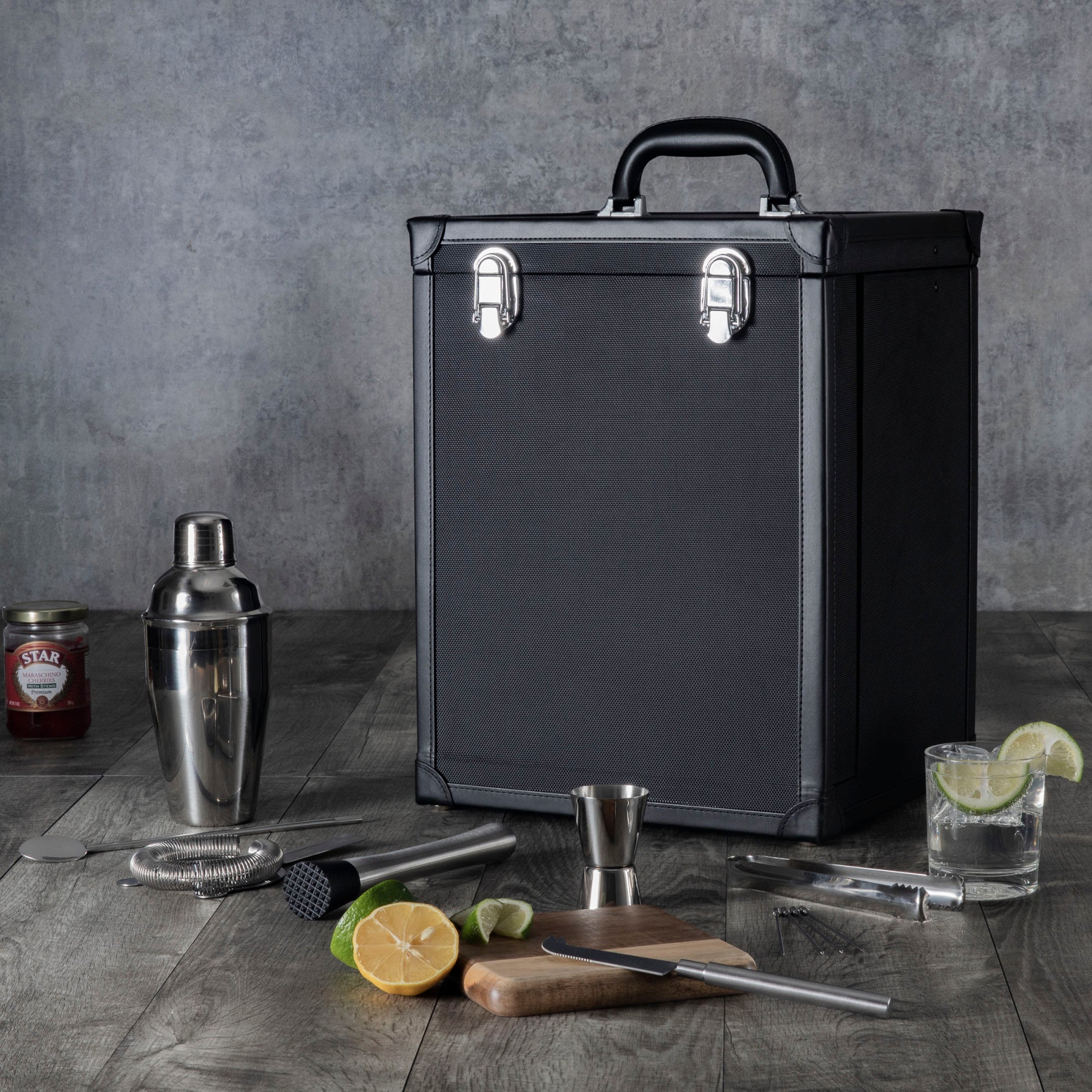 Hamilton Portable Cocktail Bar: Elegance Anywhere – PICNIC TIME FAMILY OF  BRANDS