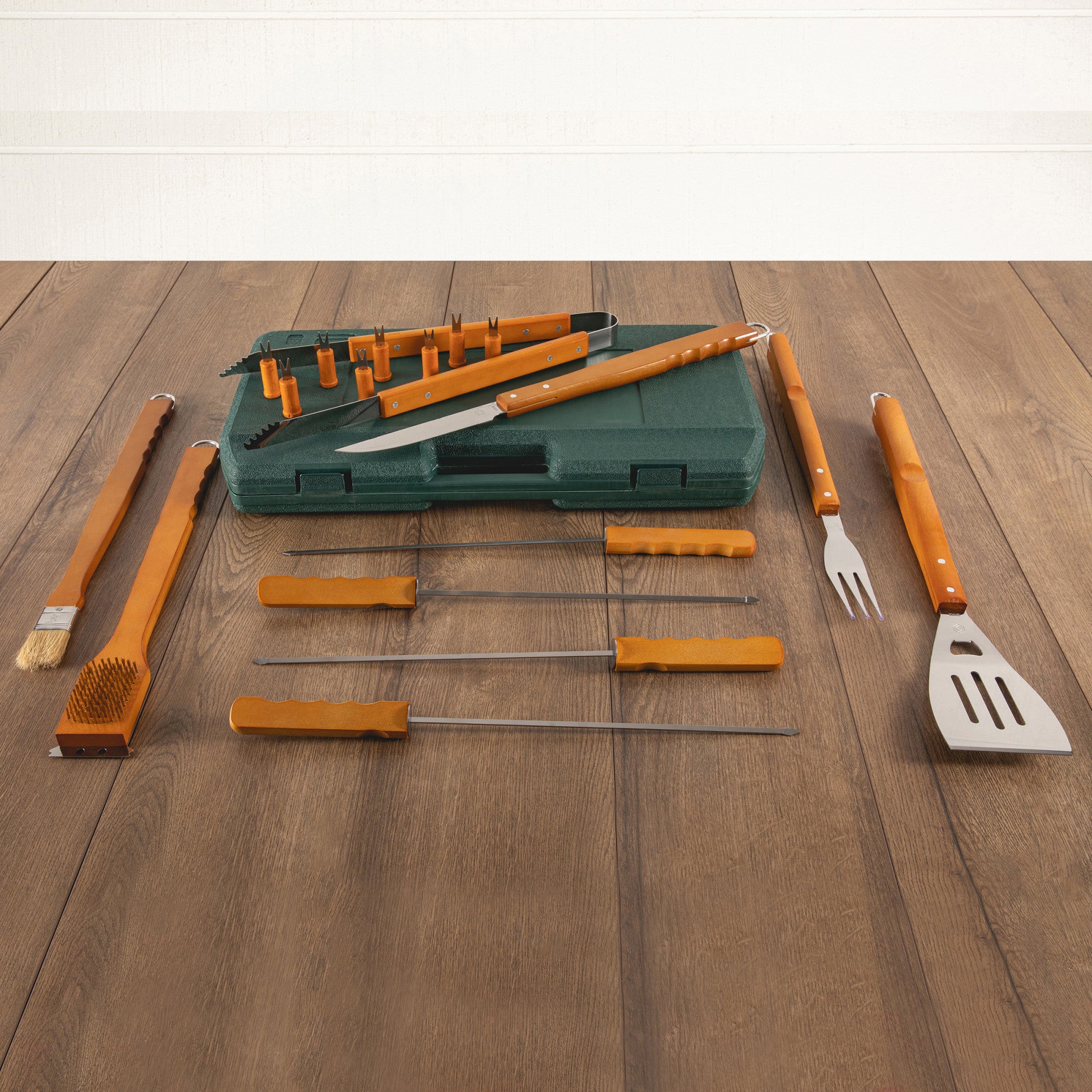 Set Regalo BBQ Da 18 Pezzi Con Custodia Rigida - Accessori Per Barbecue Professionali